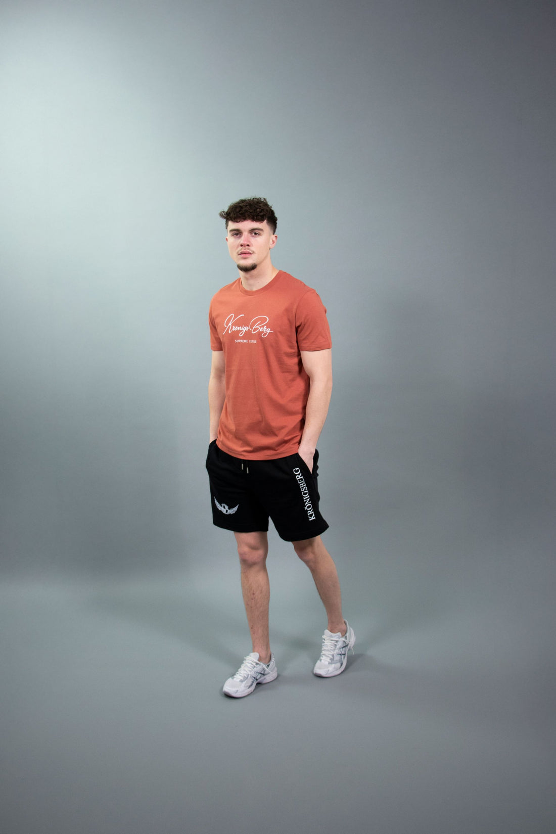 T-Shirt Flat Terracotta Design Signature